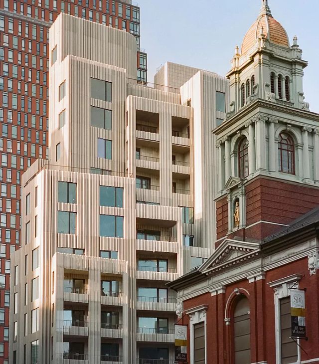 ³Downtown Brooklyn תǹԢȫҰ˽¶̨